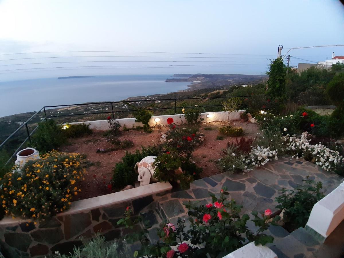 Roussa'S View Apartments Sitia  Buitenkant foto