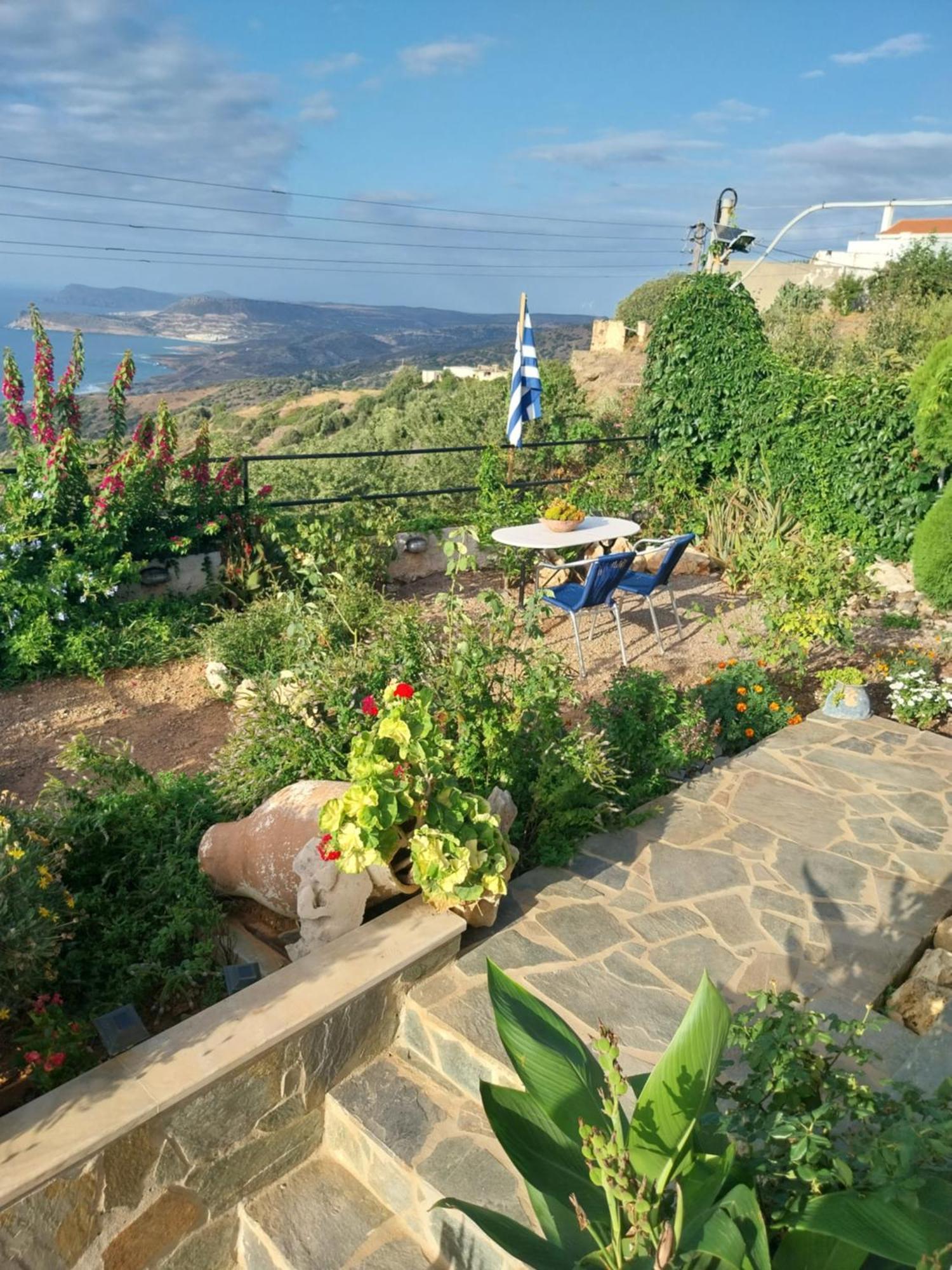 Roussa'S View Apartments Sitia  Buitenkant foto